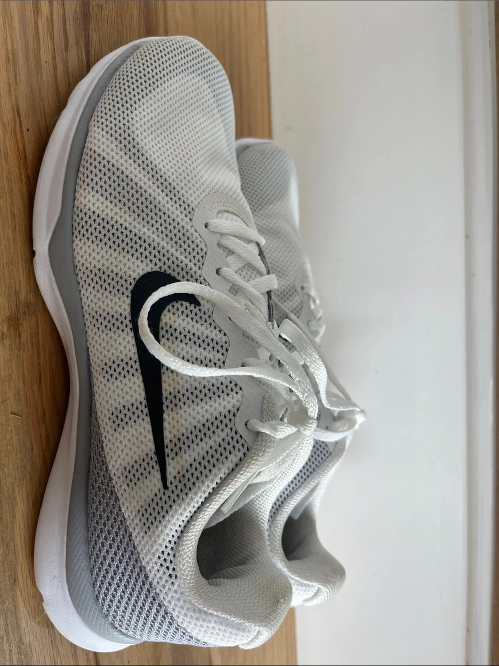 Nike White and Black Mesh Training Sneakers